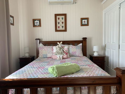 Cherry Blossom Cottage - Accommodation Daintree 1