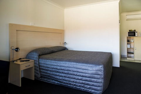 Cherry Blossom Motor Inn - Accommodation Daintree 1