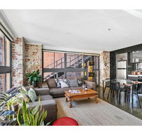 Chic warehouse apartment in hipster foodie hub - Accommodation Daintree