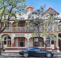 City Apartments at Cecil Mansions - Accommodation Daintree