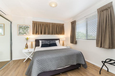 City Stadium Apartment On The Riverfront - Accommodation Daintree 2