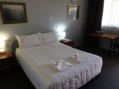 Civic Motel Grafton - Accommodation Daintree 2