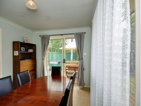 Close To Tea Gardens Waterfront - Accommodation Daintree 1