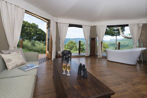 Clouds Safari - Accommodation Daintree 3