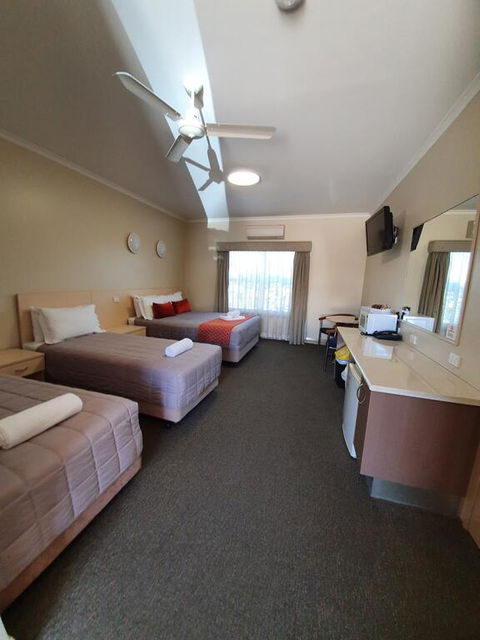Club Motor Inn - Accommodation Daintree 1