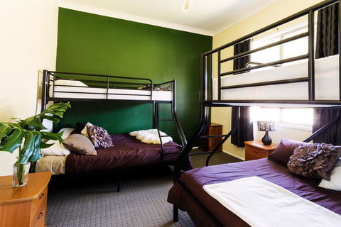 Coal D' Vine Cottage - Cessnock NSW - Accommodation Daintree 2