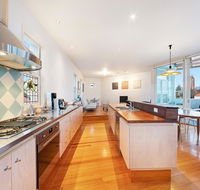 Coastal Penthouse at Coogee Beach - Accommodation Daintree