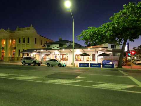 Coffee House Apartment Motel - Accommodation Daintree 1