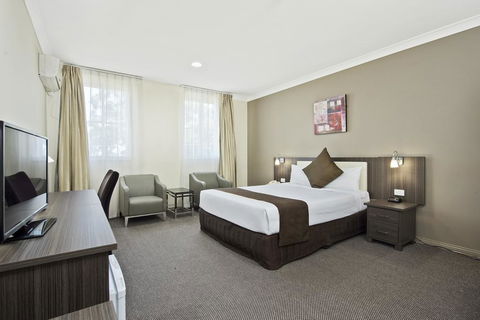 Comfort Inn & Apartments Dandenong - Accommodation Daintree 3