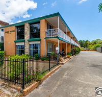 Comfy Ground Floor Unit opposite waterfront Welsby Pde Bongaree - Accommodation Daintree