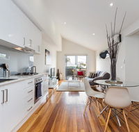 Complete Host Richmond Townhouse Collection - Accommodation Daintree
