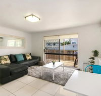 Contemporary 2 Bedroom Beachfront Apartment - Accommodation Daintree