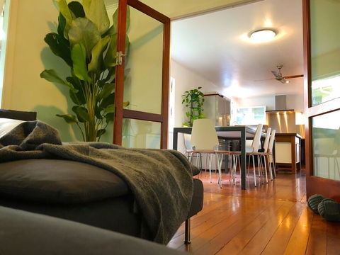 Cool Green Queenslander - Noosaville - Accommodation Daintree 0