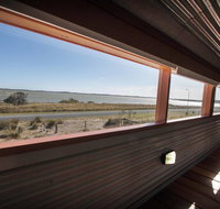 Coorong Aurora - breathtaking waterfront escape - Accommodation Daintree