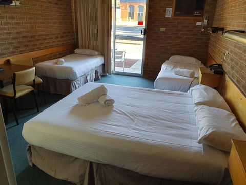 Corowa Golf Club Motel - Accommodation Daintree 1