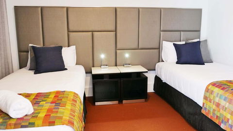 Country Capital Motel - Accommodation Daintree 1