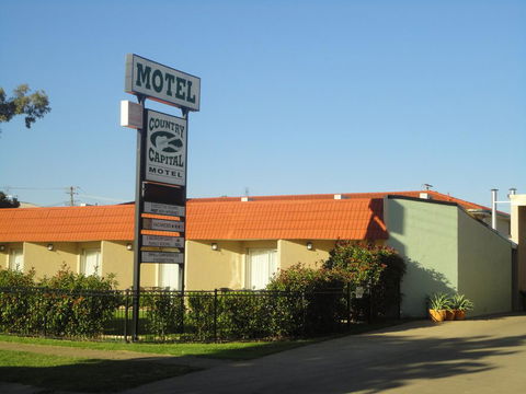 Country Capital Motel - Accommodation Daintree 0
