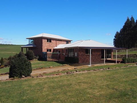 Country Meets Town - Accommodation Daintree 3