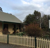 Country Pleasures Bed and Breakfast - Accommodation Daintree