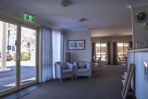 Country Roads Motor Inn - Accommodation Daintree 1