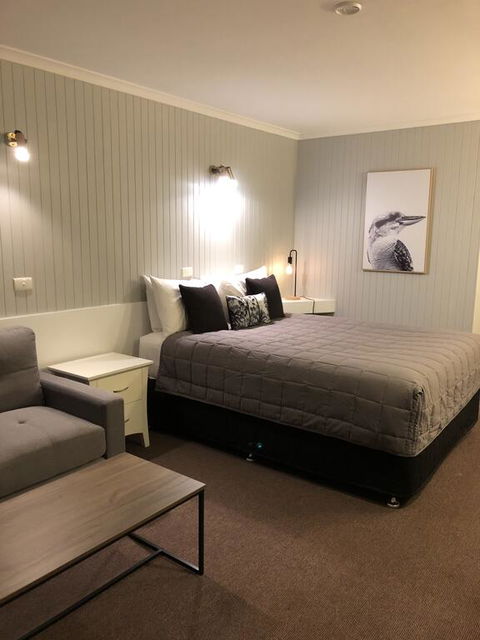Country Roads Motor Inn - Accommodation Daintree 2