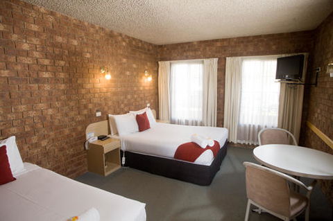 Courtyard Motor Inn - Accommodation Daintree 2