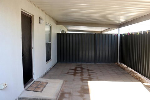 Cowell Holiday Accommodation With Harbour Views - Accommodation Daintree 3