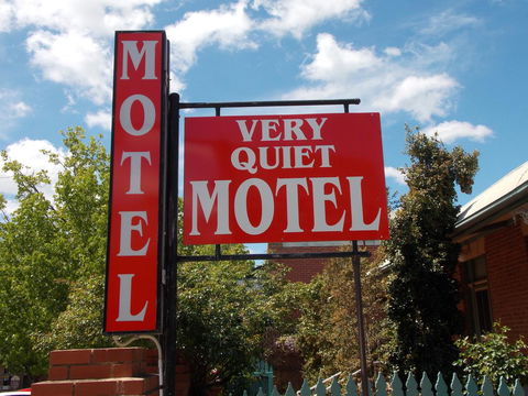 Cowra Crest Motel - Accommodation Daintree 0