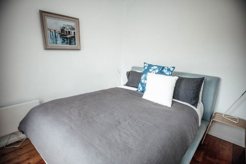 Craypot Cottage Port Campbell - Accommodation Daintree 2