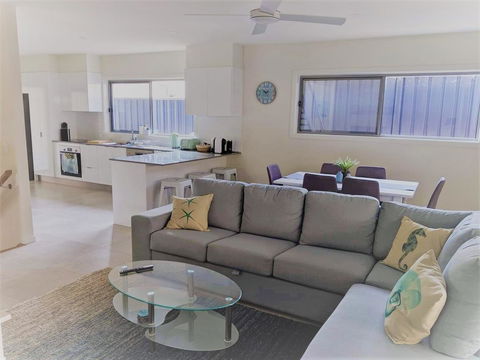 Cress Coast - Accommodation Daintree 1