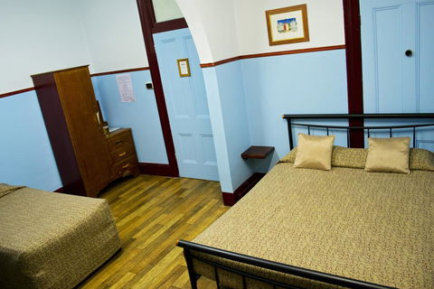 Criterion Hotel Rockhampton - Accommodation Daintree 3