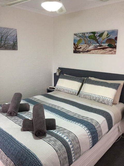 Crown Apartments - Accommodation Daintree 3