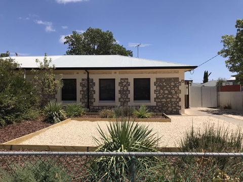 Cute And Cosy II - Events, Workers, Getaways. - Accommodation Daintree 0