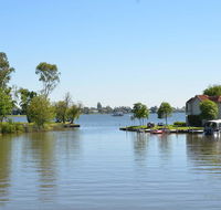 Cypress Townhouse 17 - Mulwala - Accommodation Daintree