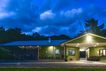 Daintree Peaks ECO Stays with Accommodation Daintree