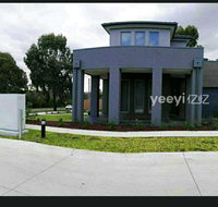 Decent new master room with private bathroom for one or two - Accommodation Daintree