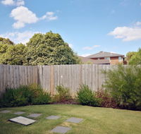 Delicate and Peaceful Bundoora Townhouse 20-R2 - Accommodation Daintree
