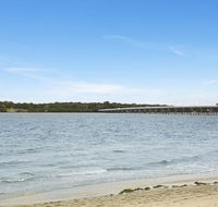 Delightful Duplex on Rose Ct Bongaree - Accommodation Daintree