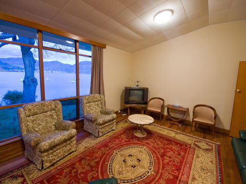 Derwent Hideaway - Accommodation Daintree 2