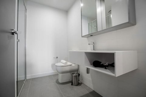 Designer 2 Bdrms APT@Parkville Free Carpark+wifi - Accommodation Daintree 1