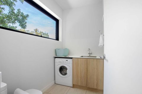 Designer Taste 2BR Townhouse@Hawthorn - Accommodation Daintree 2
