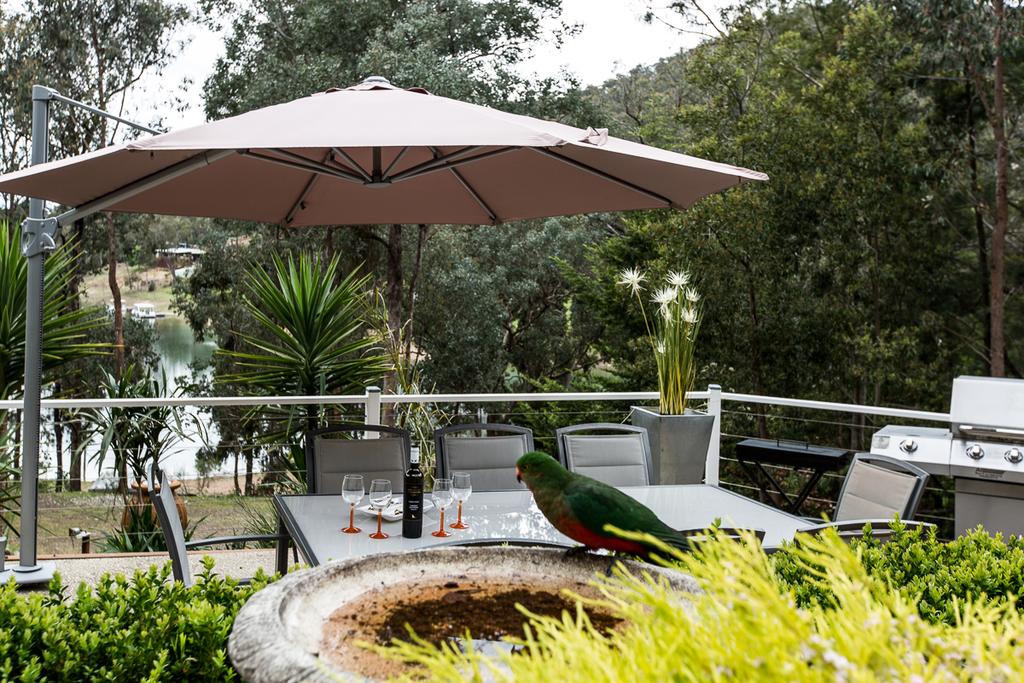 Lake Eildon ACT Accommodation Daintree