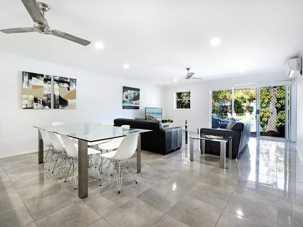 Nobby Beach QLD Accommodation Daintree