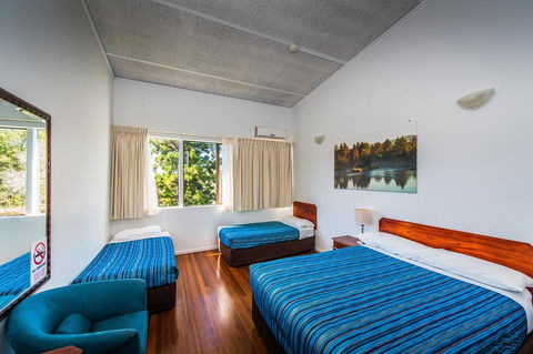 Diggers Tavern - Accommodation Daintree 2