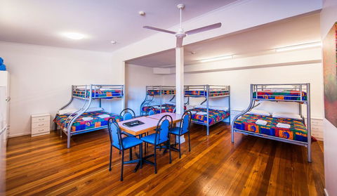 Diggers Tavern - Accommodation Daintree 3