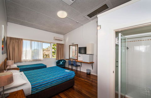 Diggers Tavern - Accommodation Daintree 1