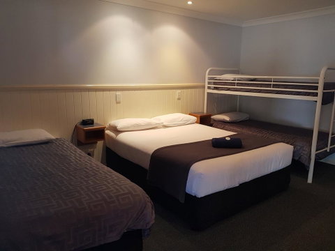 Dirranbandi Motor Inn - Accommodation Daintree 1