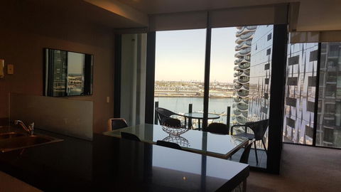 Docklands Style Apartment With 2 Bedroom 1008N - Accommodation Daintree 1