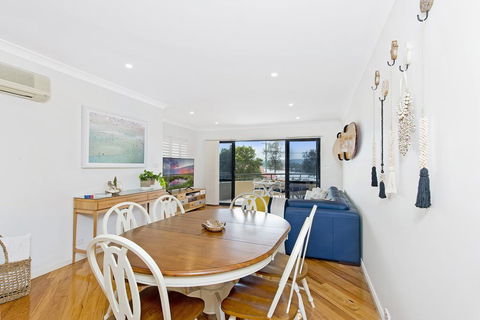 Dolphin Cove - Apt 5 - Accommodation Daintree 2