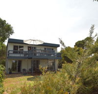 Dolphin Dreaming - 16 Dolphin Avenue - Accommodation Daintree